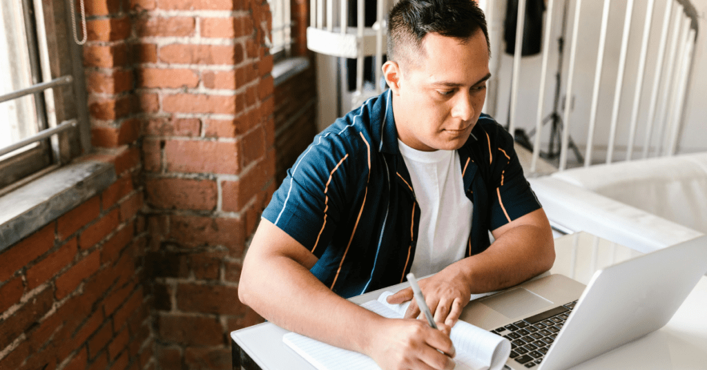 cuántos cursos online hacer para mejorar la empleabilidad